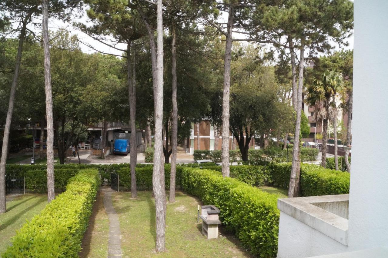 Villa Azzurro Lignano Sabbiadoro Kültér fotó